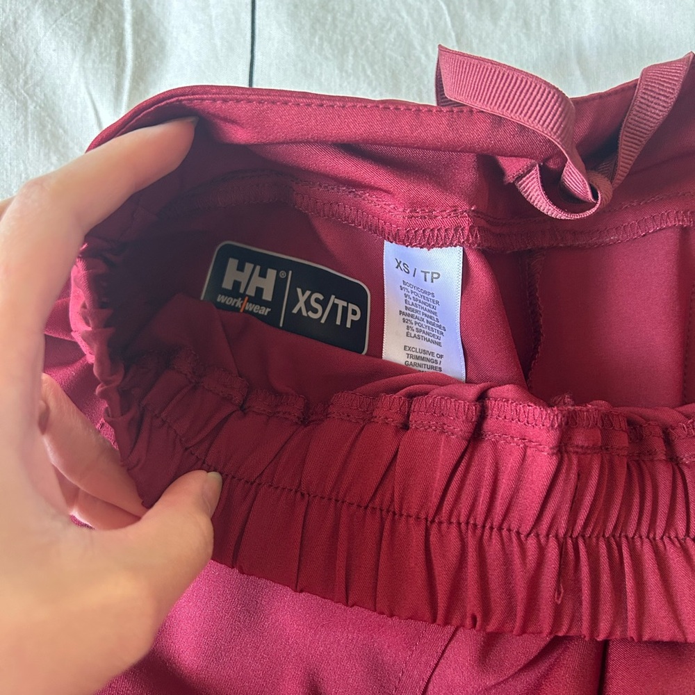 Helly Hansen Scrub Set - Picture 17 of 17